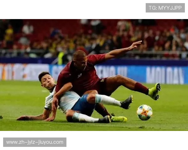 足球比赛中的高压逼抢战术与执行方式